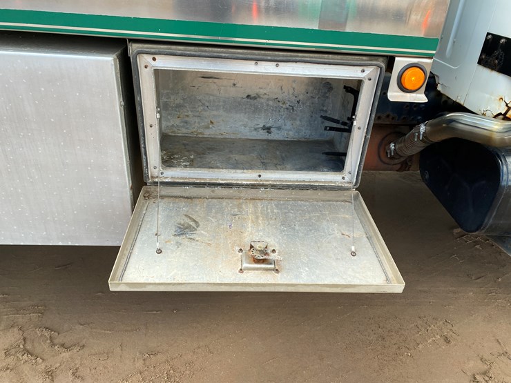 1999-international-4900-image-45