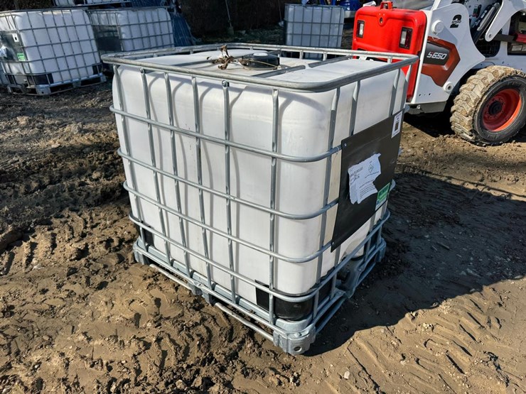water-tank-tote-image-4