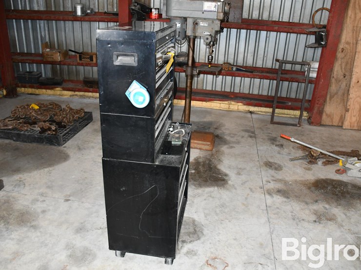 craftsman-3-tier-tool-bench-w/contents-image-4