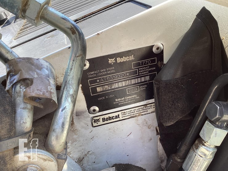 2019-bobcat-t770-image-21