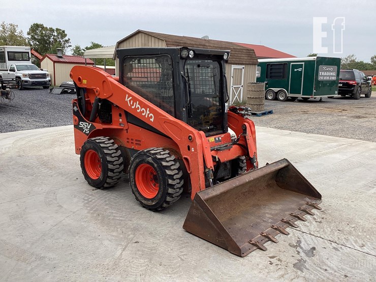 2022-kubota-ssv75-image-6