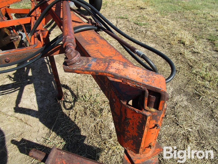 case-6x16-semi-mounted-plow-image-10
