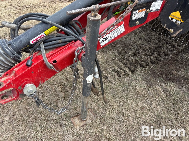 2012-new-holland-br7090-image-10