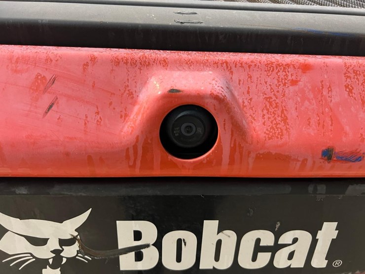 2020-bobcat-t76-image-17