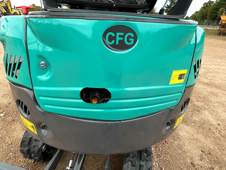 #1798-•-agt-qk16r-mini-excavator-image-22