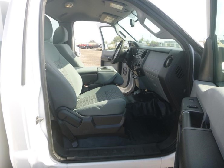 2014-ford-f450-image-16