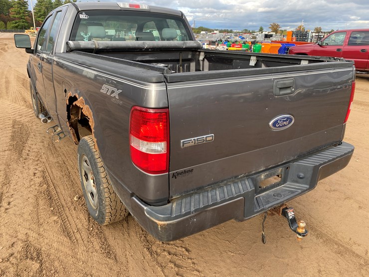 2005-ford-f150-image-28