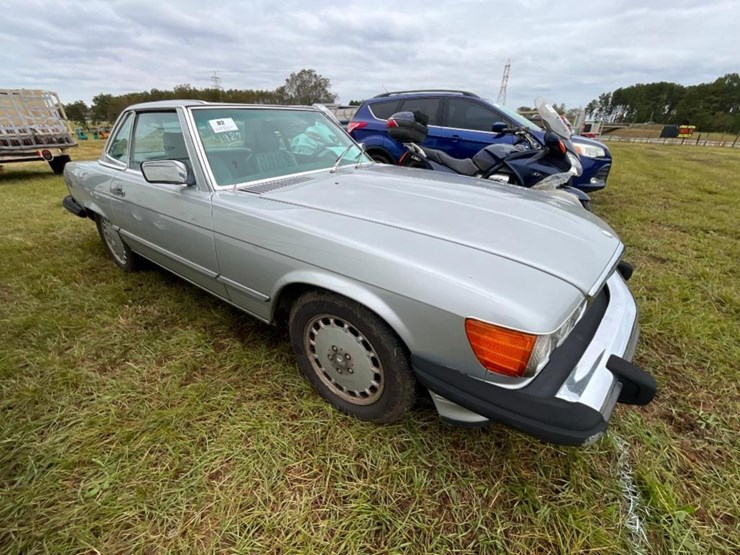 1987-mercedes-560sl-(at,-2-door,-v8,-miles-image-1