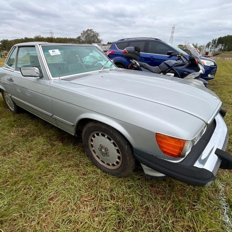1987 MERCEDES 560SL (AT, 2 DOOR, V8, MILES