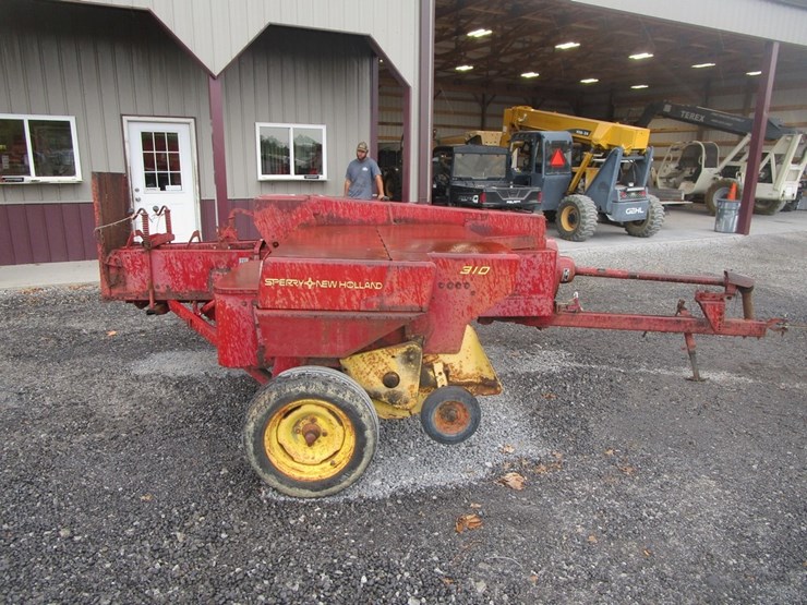 new-holland-310-image-5