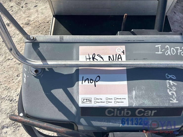 club-car-carryall-electric-utility-cart-image-15