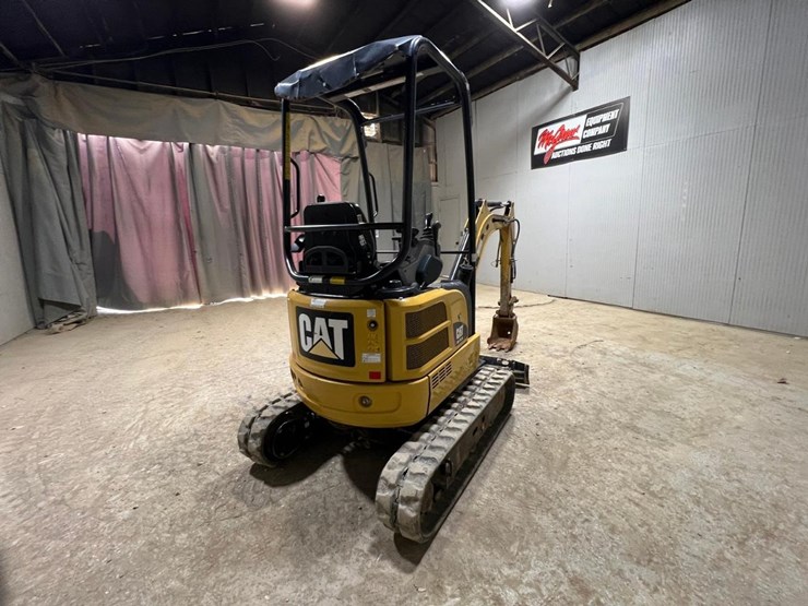 2019-caterpillar-301.7-image-5