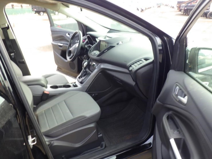 2016-ford-escape-image-6