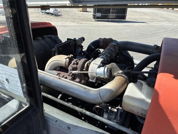 2012-skyjack-vr843d-image-12