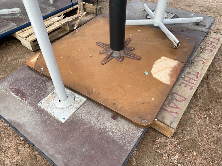 #3390-•-(3)-tables-image-5