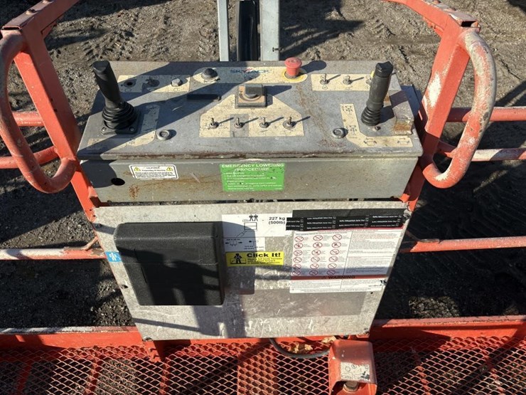 2012-skyjack-sj45t-image-2