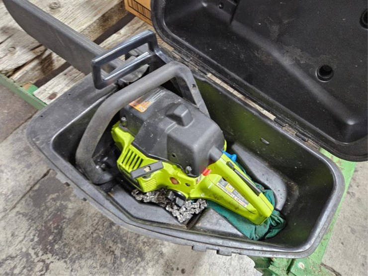 #2494-•-poulan-pro-14"-chainsaw-image-3