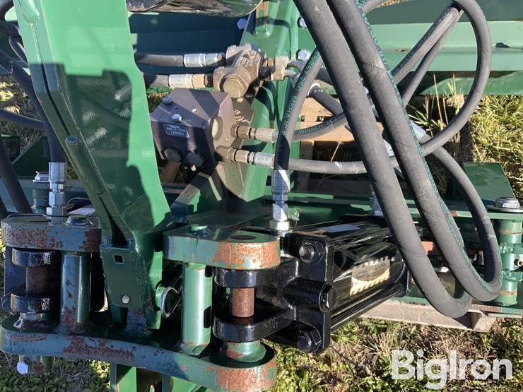 art’s-way-center-piece-for-land-plane-image-10