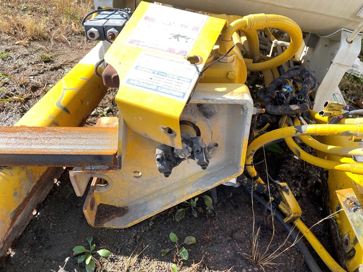 #3373-•-mcneilus-cement-mixer-drum-with-chutes-and-controls-image-7