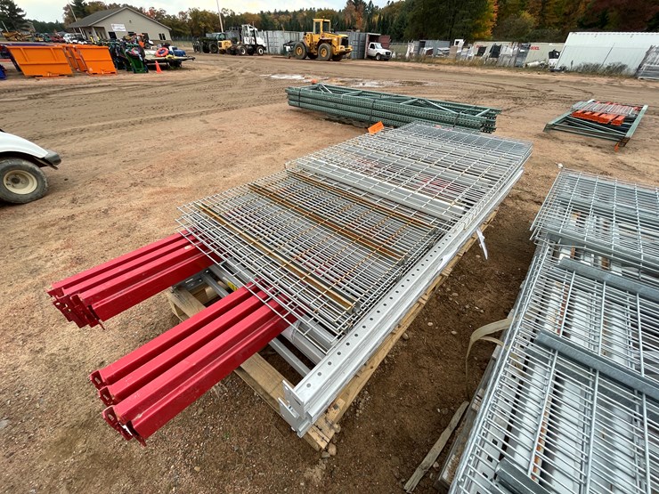 #7310-•-pallet-of-slatted-style-pallet-racking-image-4