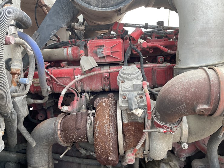 2011-peterbilt-365-image-83