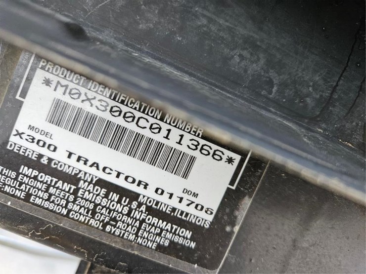 john-deere-x300-image-30