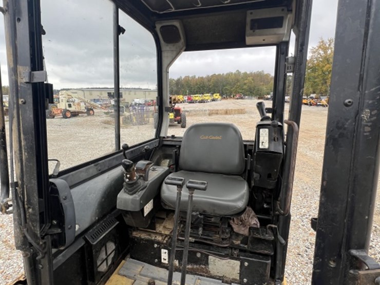2002-caterpillar-303.5-image-10