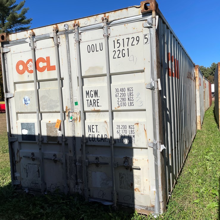 #3597 • 20' Standard Height Shipping Container