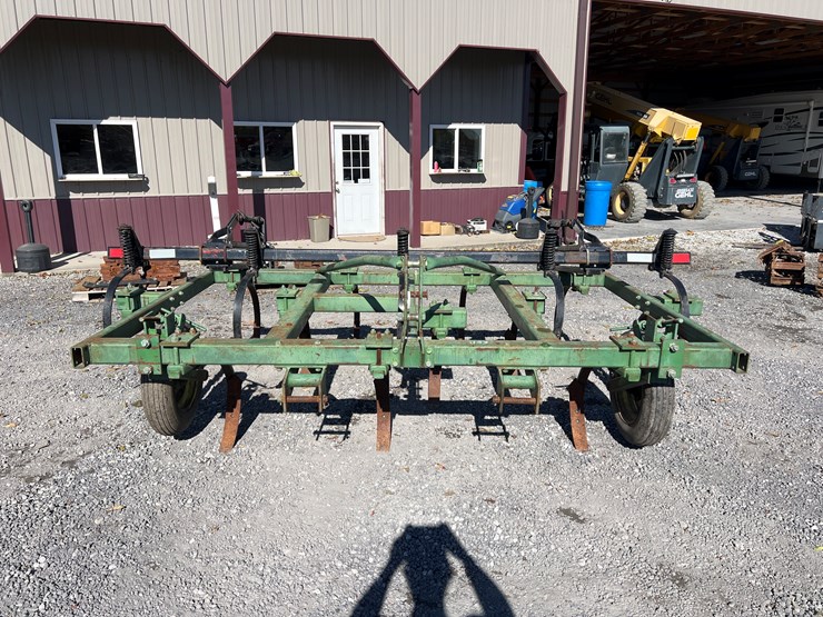 john-deere-1610-image-1