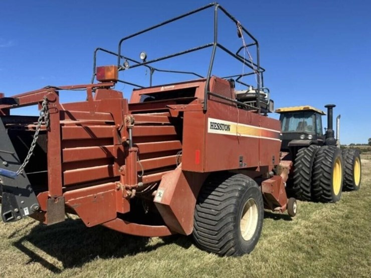 hesston-4790-image-18