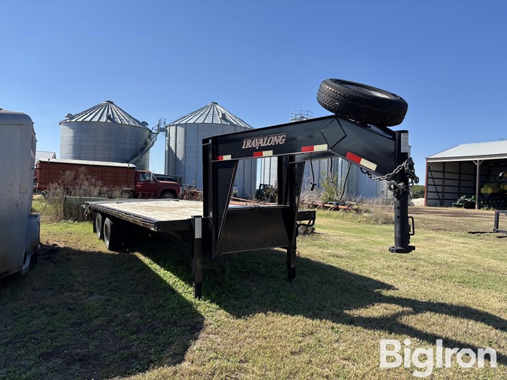 2015-travalong-t/a-gooseneck-flatbed-trailer-image-3