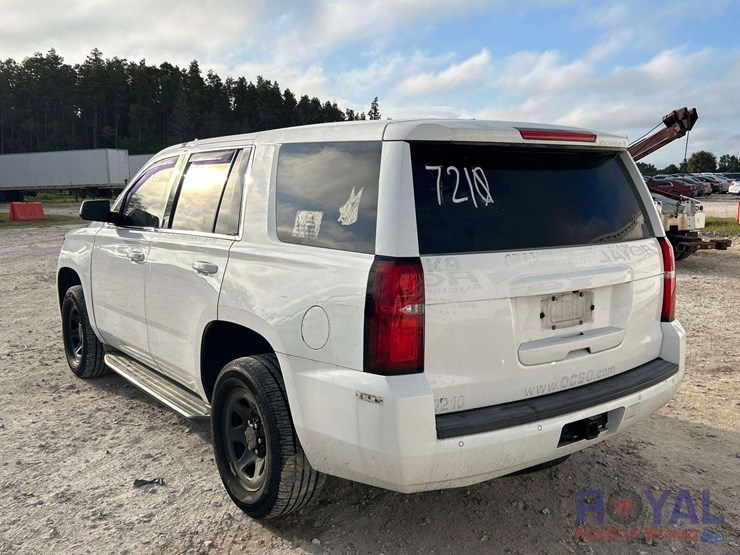 2016-chevrolet-tahoe-image-4