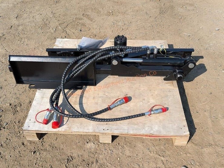 ir-mini-skid-steer-hedge-trimmer-image-3