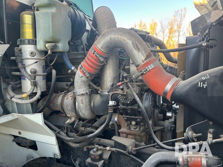 international-9100-image-22