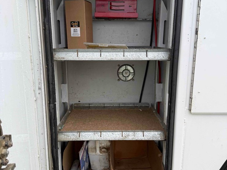 2007-ford-f550-image-14