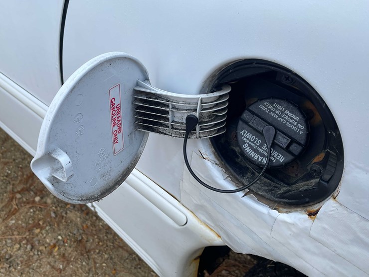 1999-chrysler-town-&-country-image-174