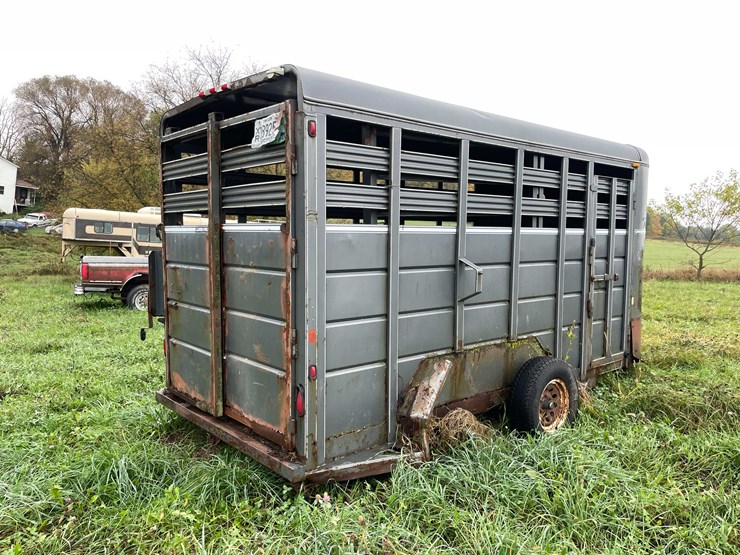 #8040-•-1998-corn-pro-tandem-axle-horse-trailer-(no-title)-image-5