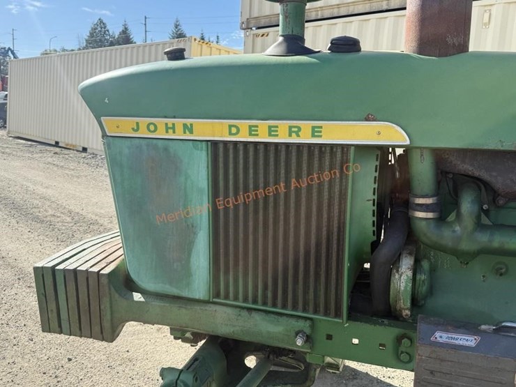 john-deere-4010-image-19