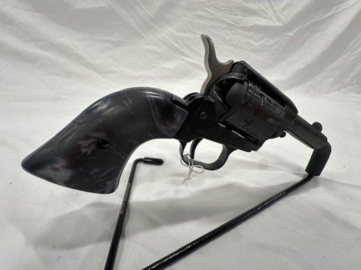 #2025-00047-•-heritage-barkeep-revolver-image-23