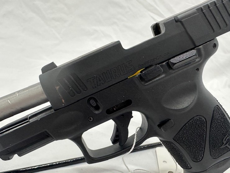 #2025-00037-•-taurus-g3c-pistol-image-37