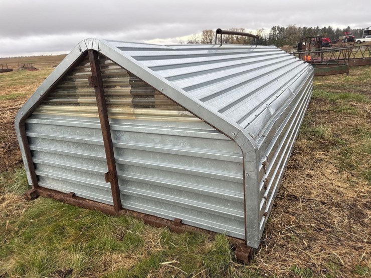 common-sense-calf-shelter-image-3