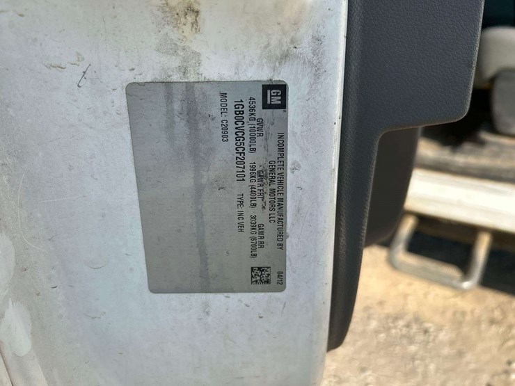 2012-chevrolet-silverado-2500-image-5