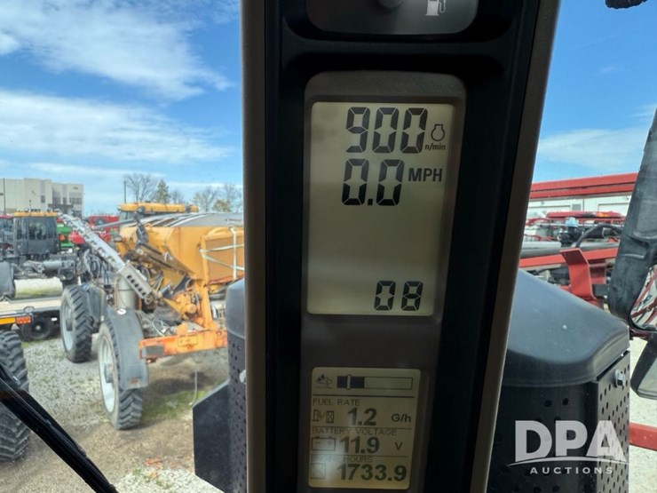 2020-case-ih-trident-5550-image-82