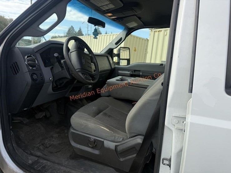 2015-ford-f350-xlt-image-44