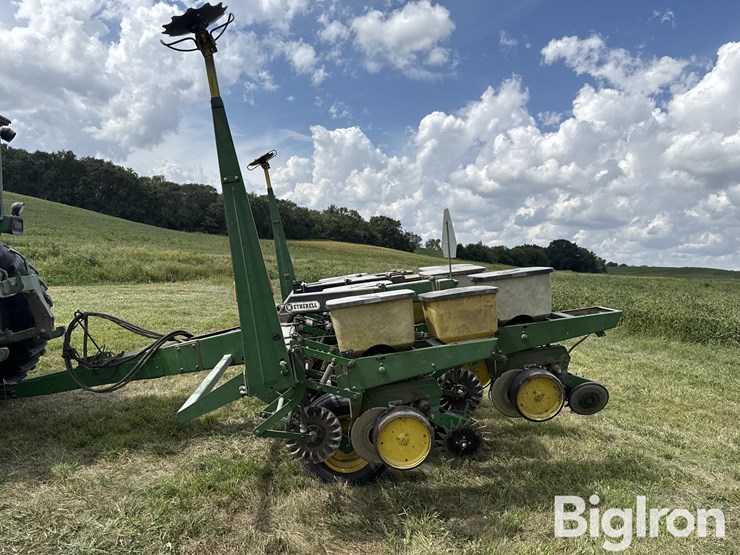 john-deere-7000-image-8