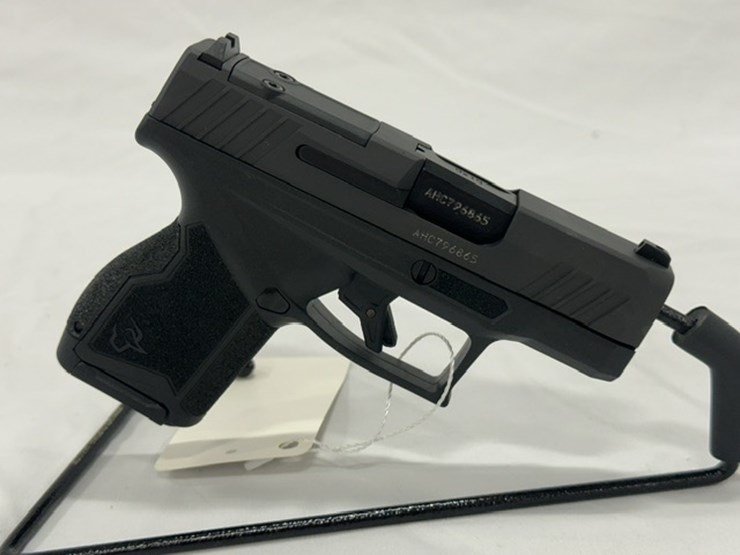 #2025-00059-•-taurus-gx4-pistol-image-21