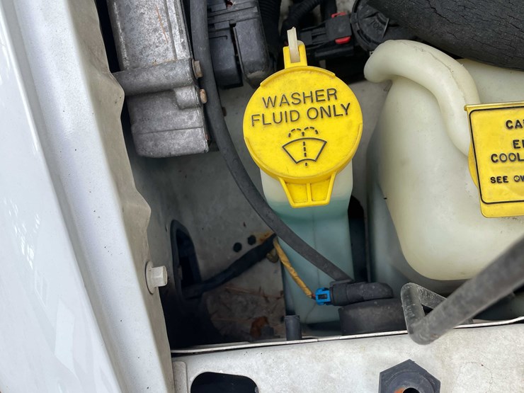 1999-chrysler-town-&-country-image-172