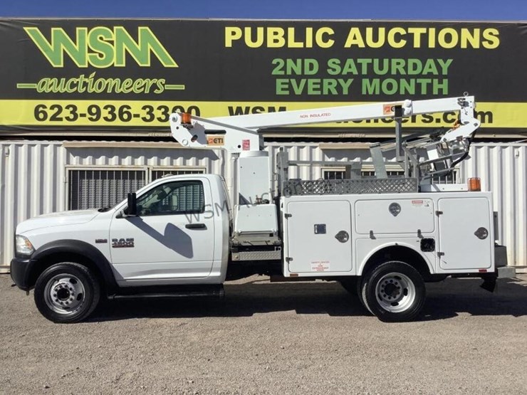 2014-ram-4500-bucket-truck-image-1