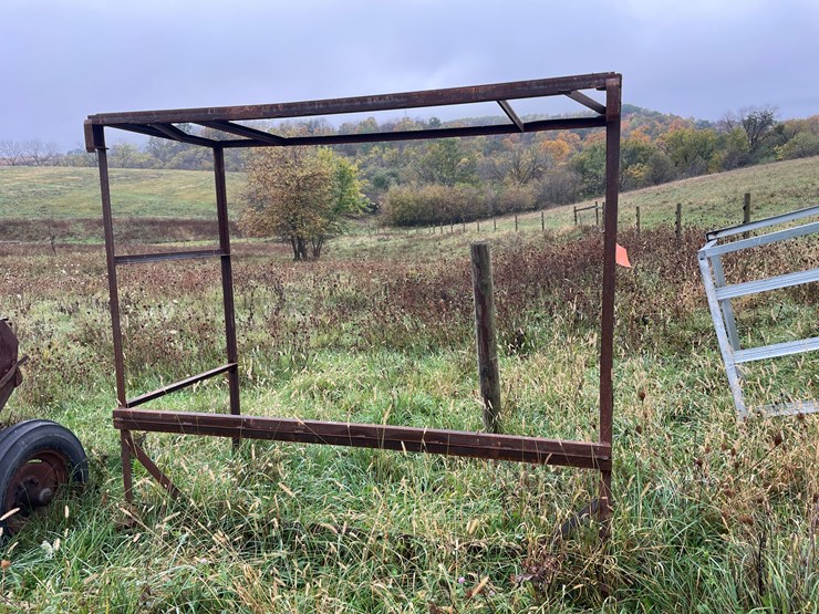 #8114-•-metal-frame-image-2