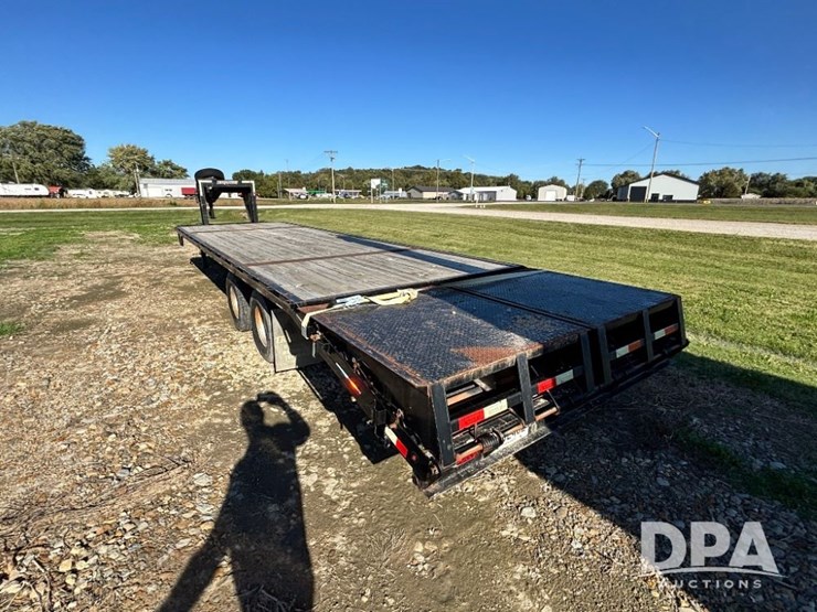 2017-travalong-gooseneck-trailer-(gp11710,-unit-126166)-image-12